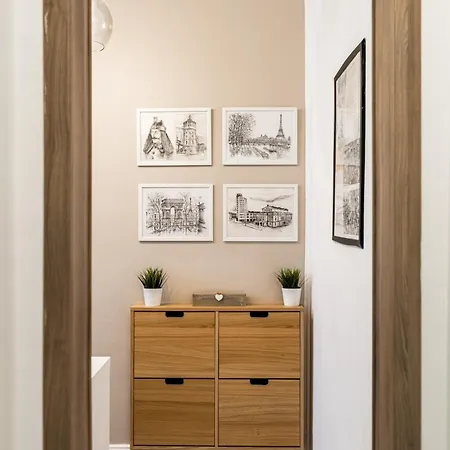 New High Ceilings - Cozy - Athenee Palace -invoce At Request * 布加勒斯特