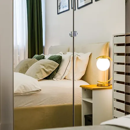 Apartment New High Ceilings - Cozy - Athenee Palace -invoce At Request Bucharest