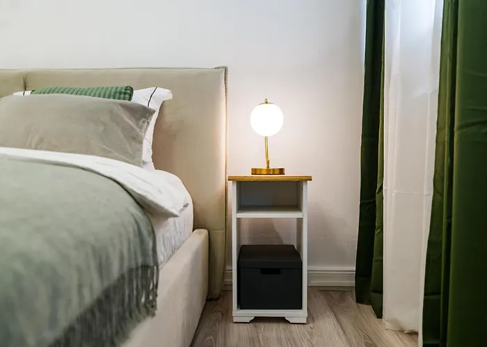 아파트 New High Ceilings - Cozy - Athenee Palace -invoce At Request 부쿠레슈티