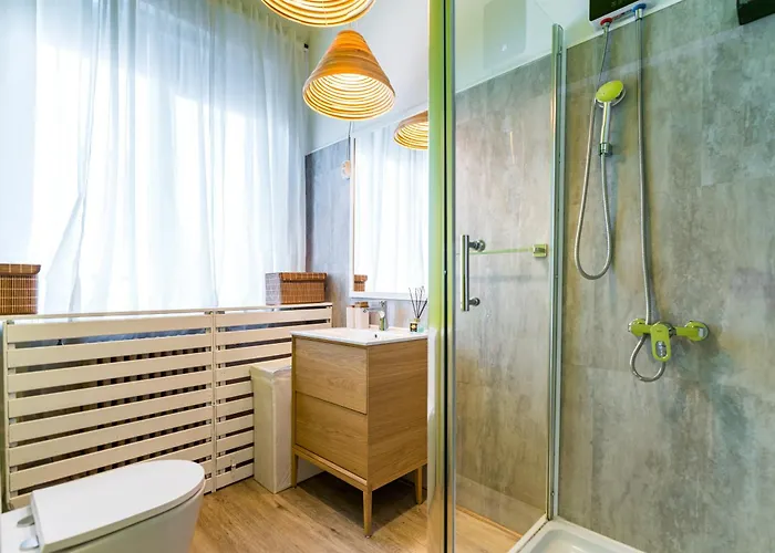 New High Ceilings - Cozy - Athenee Palace -invoce At Request *